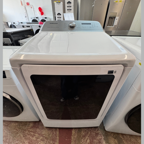 Samsung 7.4-cu ft Steam Cycle Vented Smart Compatible Gas Dryer